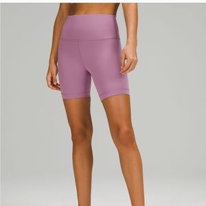 Lululemon Wunder Train 6” shorts size 4